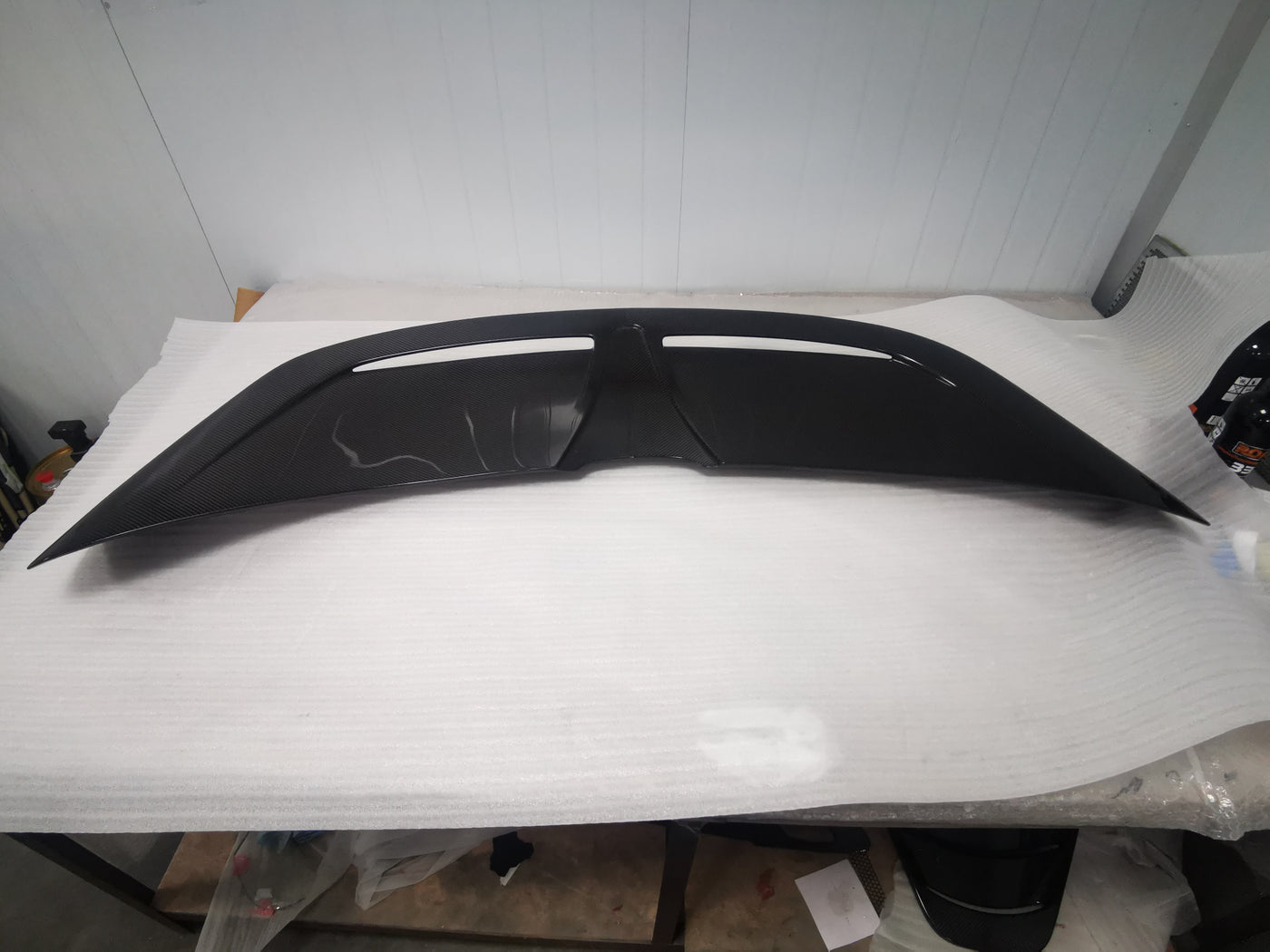 OEM sytle Real carbon fiber Spoiler for McLaren 720S