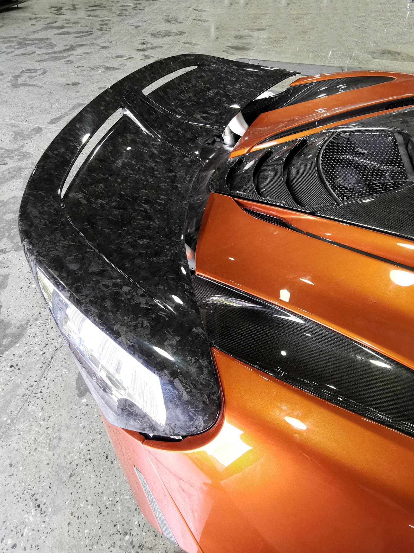 OEM sytle Real carbon fiber Spoiler for McLaren 720S